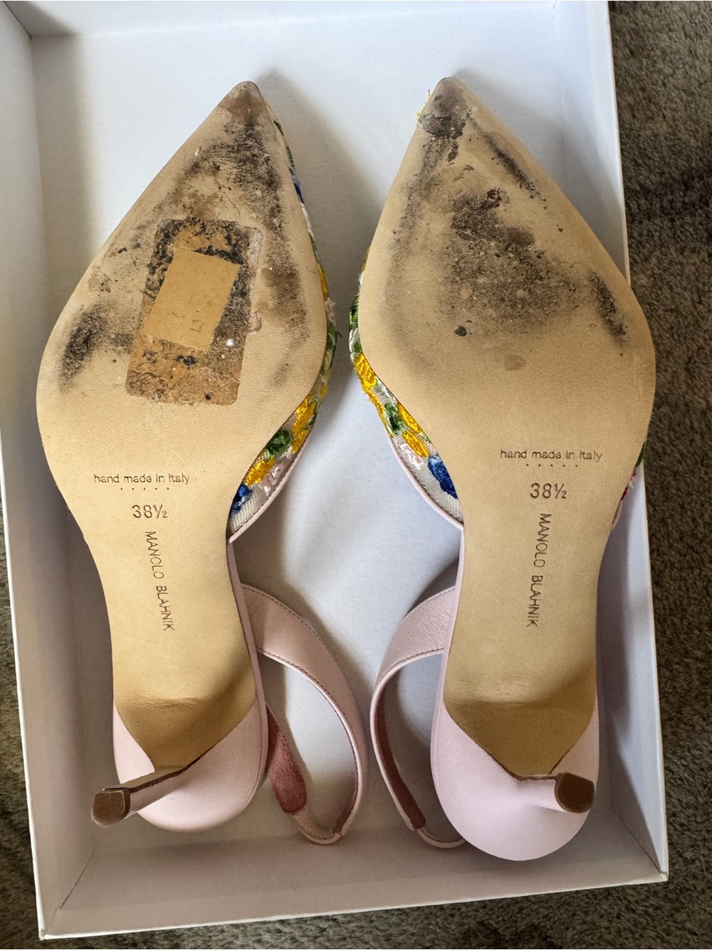 Manolo Blahnik Jardoline Pink Embroidered Floral Slingback Pumps - Picture 3 of 7